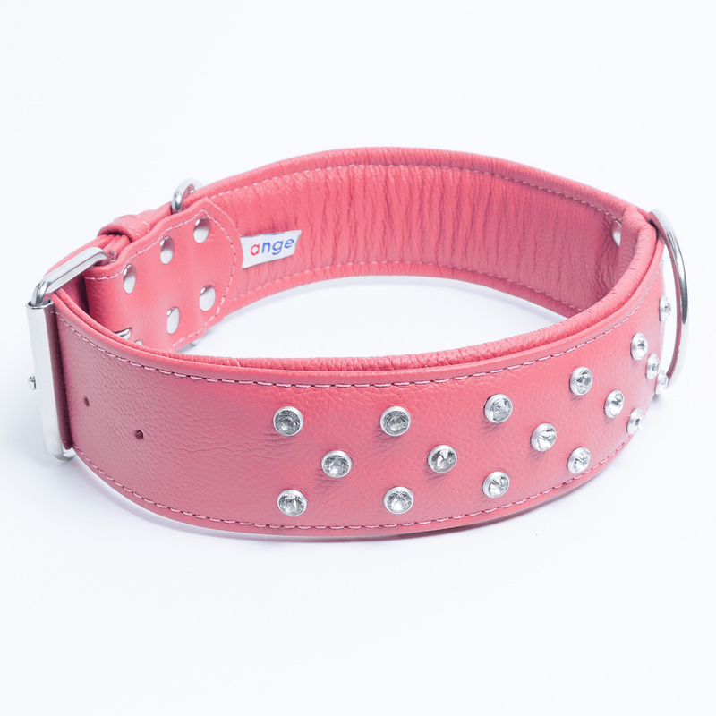 Charming collar